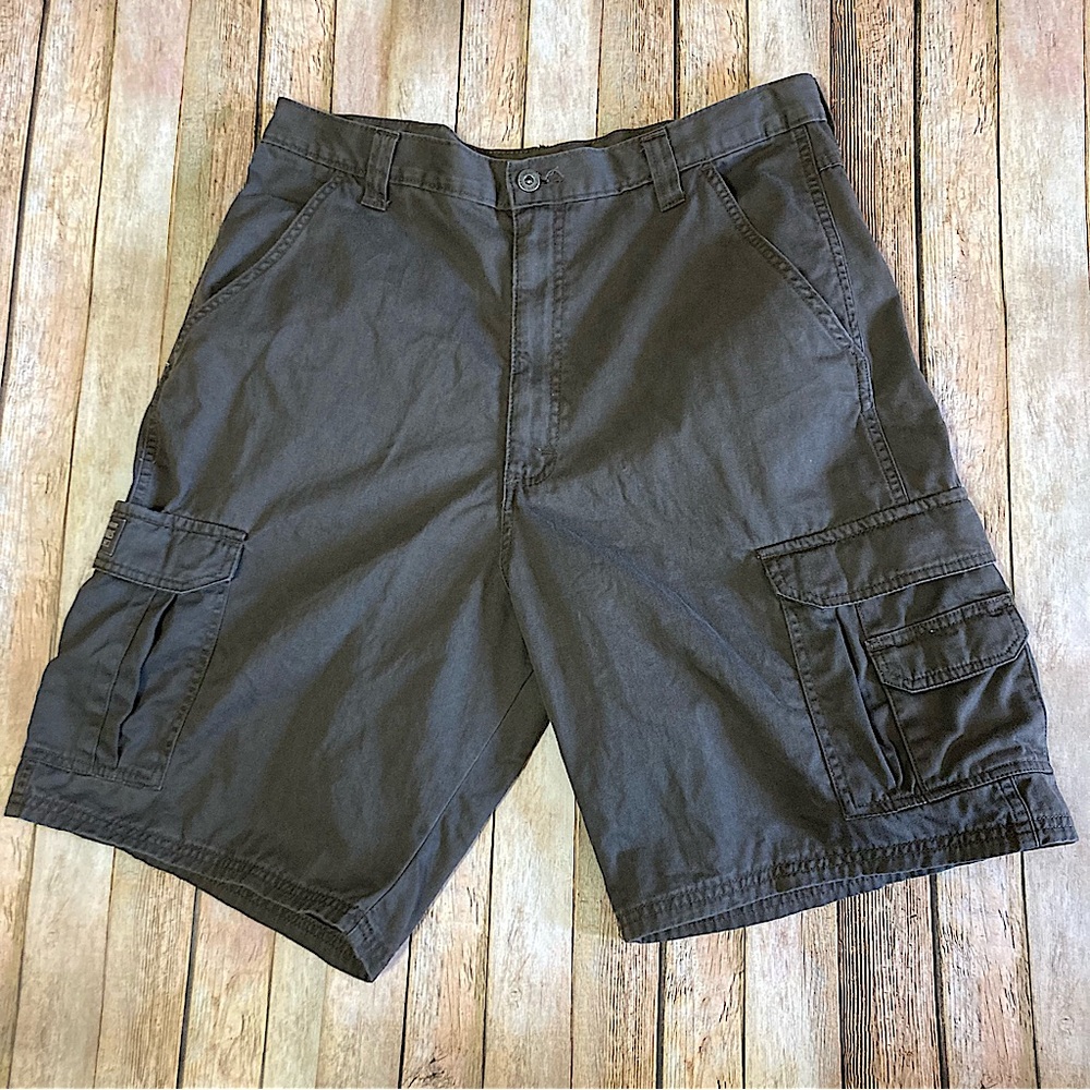 Wrangler Originals Cargo Shorts Workwear 100% Cotton Army Green Men’s Size 36